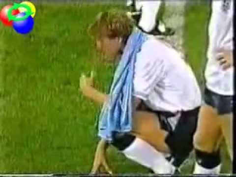 World Cup 1990 - Waddle's Penalty