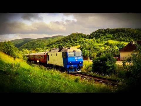 GM1357 passing honking through Bratca, Bihor County (30 07 2013)