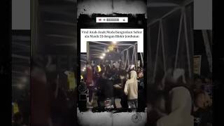 Download lagu #VIRAL Sekelompok pemuda blokir jembatan buat “bangunin sahur”, joget asyik diiringi musik DJ! #fyp mp3
