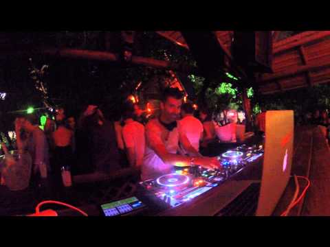 Matthew Dekay @ Warung Beach Club - Itajaí, SC - 28-02-2014 | Parte 01 de 03