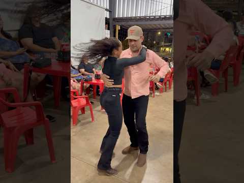 Forró #dancarinos #patosdeminas #danca #piseiro #comitivas #dance #cavalgada #baile