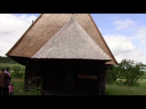 Chiese di legno del Bihor - La chiesa della discesa dello Spirito Santo a Lazuri de Beius - Biserici