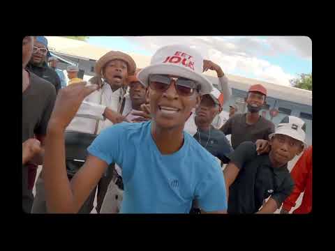 Bikie Warm Bikie Koud-Laste Hond ft Pavlov x Quera Pantwizy x De3zy Poco Loco (official music video)