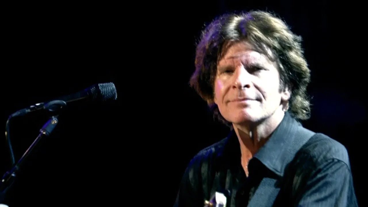 John Fogerty (of CCR) - Have You Ever Seen The Rain 2005 Live Video - YouTube