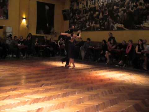  Frank Obregón  and  Jenny Gil  are  dancing  to  the  vals  "  Dichas Que Vivi  "