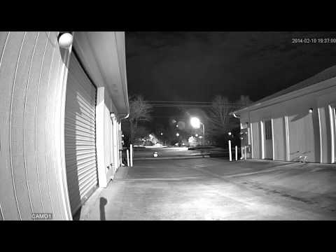 EMPIRE SECURITY CAMERAS MODEL "ESC3-IP 1.3" MP 720P - 36IR LED - 2.8-12MM LENS - NIGHT