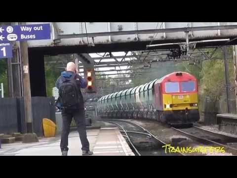 DB Red Class 60 No. 60017 on 6H43 Pendleton - Tunstead Sidings @ Guide Bridge on 05.10.15 -HD