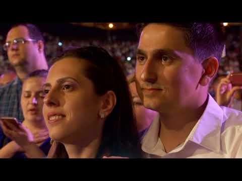 André Rieu & Gheorghe Zamfir - Mocirita cu Trifoi  (Live in Bucuresti)