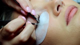 GETTING EYELASH EXTENSIONS | Does it hurt? What to Expect