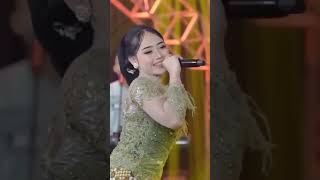 Download lagu APT Kun kun kun Thailand version mp3