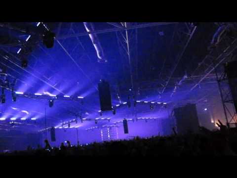 Trance Energy 2010 - Markus Schulz Plays Stoneface & Terminal - Don't Give a Fuck (Vocal Mix) [HD]