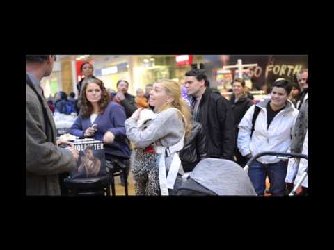 Flashmob Sojamjölk, Gallerian Hamngatan, 2012-10-27. HD, undertexter