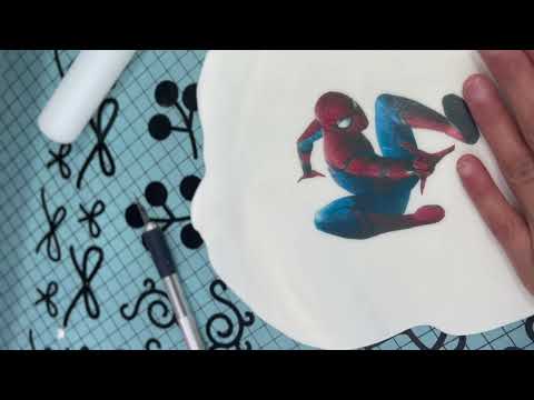 Comment coller une image comestible, impression alimentaire, disque azyme sur un gâteau