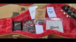 Video thumbnail for Unboxing 2025 Gibson.com Exclusive Les Paul Special with Mini Humbucker and P-90 by Guitars and Gears