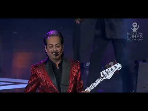 Los Tigres Del Norte - La Bala - Que Tal si eres Tú - En Vivo
