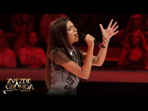 Ema Stojancic - Sve je laz, Tugo nesreco - (live) - ZG - 19/20 - 05.09.10. EM 03