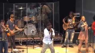 Brinsley Forde ( Ex Aswad ) & Rootsriders Live @  Vondelpark Openluchttheater