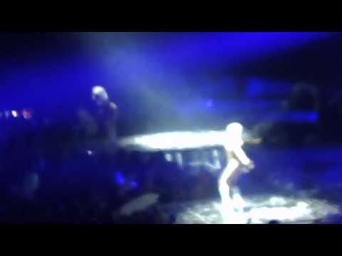 Fedde Le Grand mixes his Coldplay Paradise Remix into Gotye at POP2012 in Oakland, CA