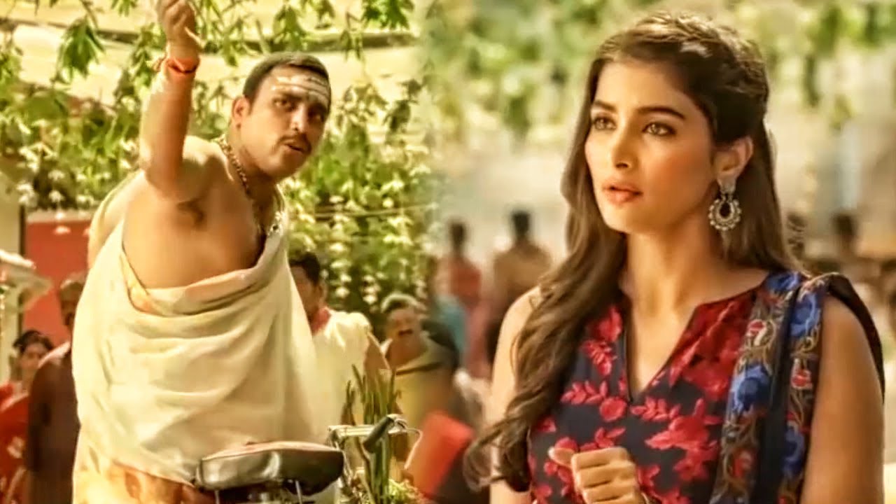 ये आदमी Pooja Hegde को बोल रहा है चश्मा लगा कर भी नहीं दिखता | DJ 