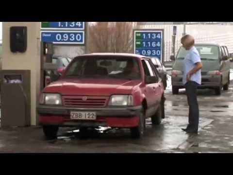 Studio Impossible - Riki Sorsan veli huoltoasemalla... ♫♪