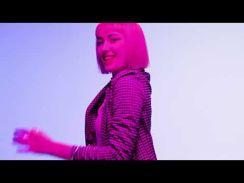 Миниатюра изображения товара Сыворотка для волос Tigi Bed Head Straigthen Out Serum Термоактивная выпрямляющая (100мл)