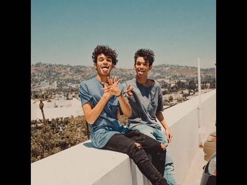 Lucas and Marcus - Juju on Dat Beat