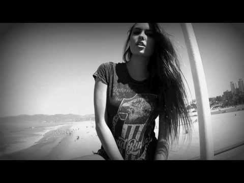 Constance Nunes videos
