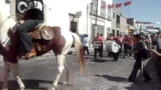 preview picture of video 'Desfile en Huanda'