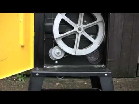 Пила ленточная DeWALT DW876 - мощный инструмент для резки древесины Пила ленточная DeWALT DW876 - мощный инструмент для резки древесины