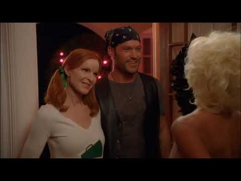 Keith And Bree Arrive To The Halloween Party - Desperate Housewives 7x06 Scene