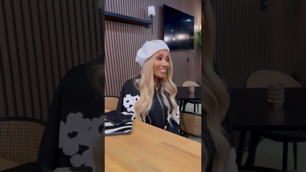 When a blast from Amber’s past walks through the door!