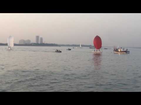Major Mahyar, 25 Cav... Sailing on Karachi Beach