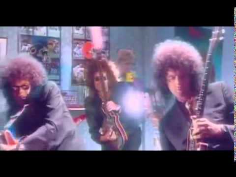 Queen feat Slayer - Ensemble must go on