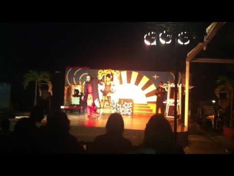 2014-05-31 Cuban Magic Show (Varadero)