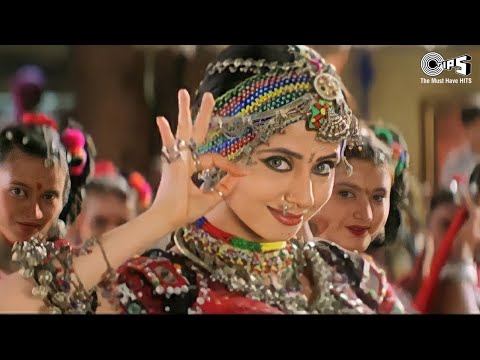 Hila Du Up Hila Du Mp Jo Maaru Mai Thumaka - Chhamma Chhamma | China - Gate | Urmila Item Song