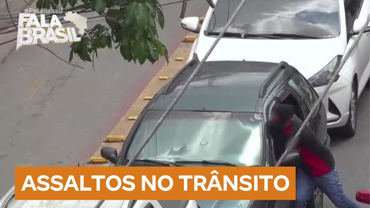 Exclusivo: RECORD flagra assaltos no meio do trânsito em São Paulo