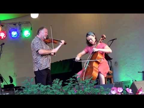 Alasdair Fraser and Natalie Haas (3/6) - The Suite For Connie`s Birthday
