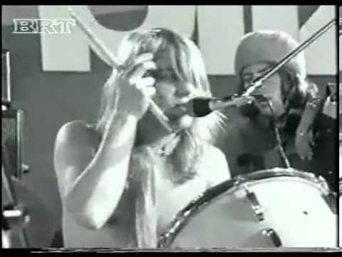 Soft Machine - Moon In June (live 1969)