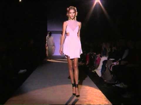 HAKAAN Fashion Show - Ready-To-Wear Women's Autumn/Winter 2011/12.