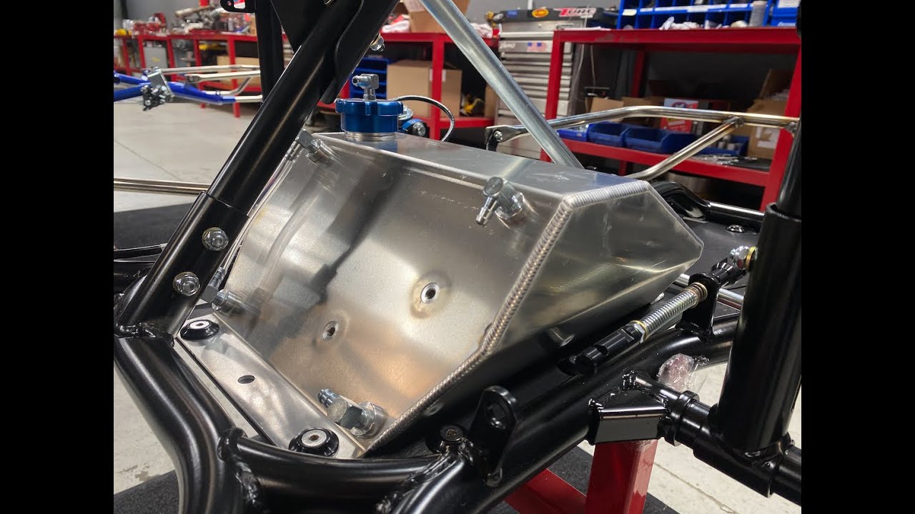 Step 5 - Fuel Tank & Throttle Linkage