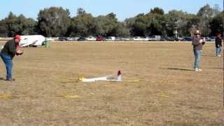 preview picture of video 'Some Jerilderie 2012 LSF Nationals Aeros and landings.'