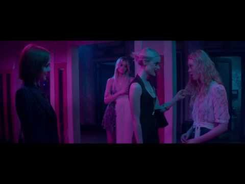The Neon Demon Movie Clip