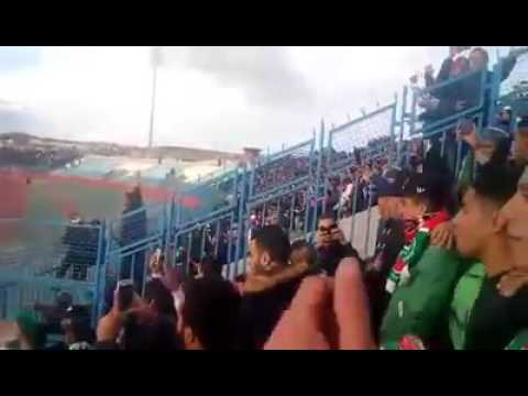 Echange Chaouchi Avec Les Supporteur MCA 1-0 FCBF 16/12/2016