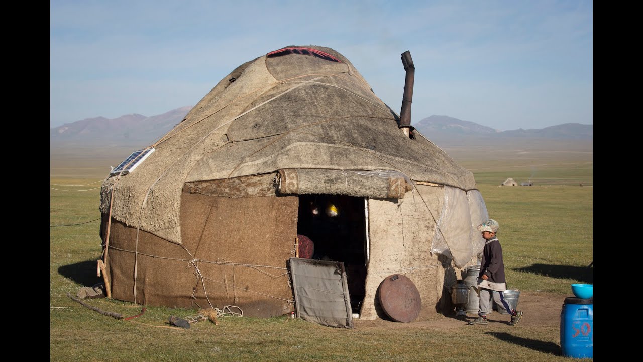 Making a Yurt in Kyrgyzstan