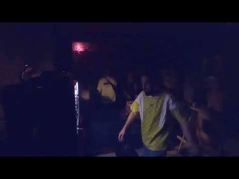 Zion Gate plays Guux - Trovão Neles @Rootikal