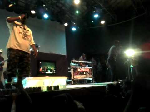 MC MASCOTE PART MC SAPÃO (PART MC SAPÃO).3gp