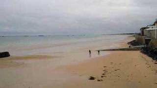 preview picture of video 'Mulberry harbour Port Winston - Arromanches, Normandy (France)'
