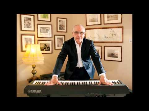 Refuġjat - Godwin Lucas