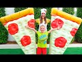 Niki Pretend Play With Inflatable Food Toys