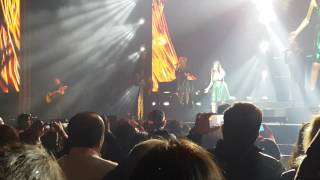 Laura Pausini - Solo Nubes / Similares Tour 2016 Santiago de Chile